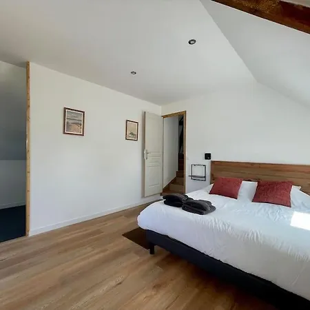 Le Logis Courtelay By Melrose Tatil Evi