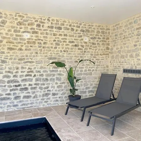 Le Logis Courtelay By Melrose Casa de Férias